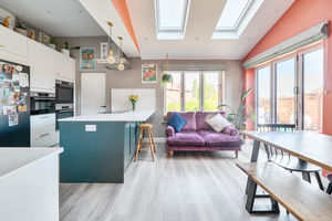 Kitchen/Diner- click for photo gallery
